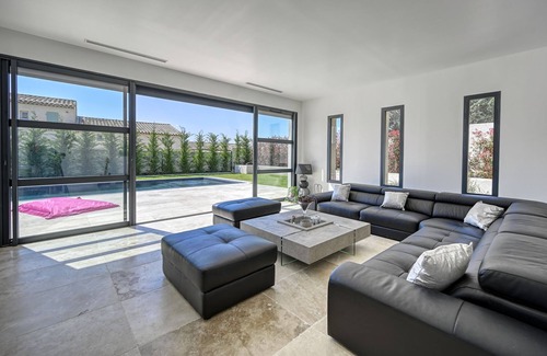 Puyvert Casa | Superbe Villa Moderne au Pied du Luberon