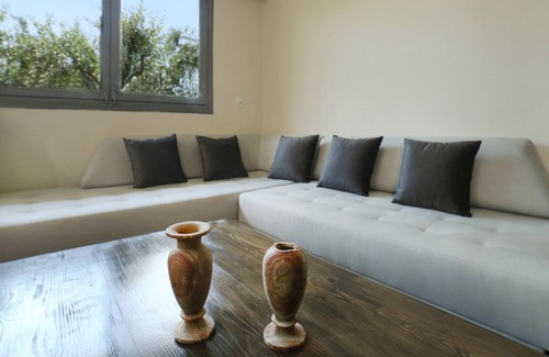 Agios Kirykos Casa | Superior Apartment Andromeda by Captain Ikaros