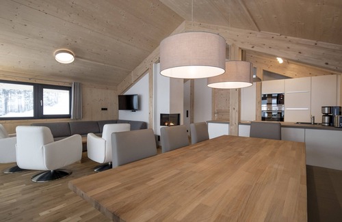 Pichl-Preunegg Casa | Superior Chalet # 10 with sauna & bathtub inside