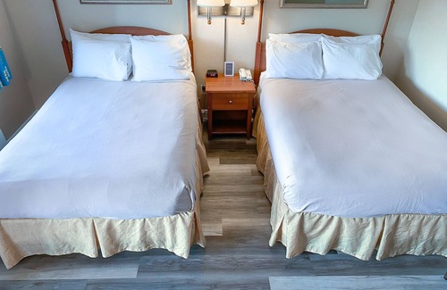 Boothbay Harbor Cabina | Superior King Room - 1 King Bed