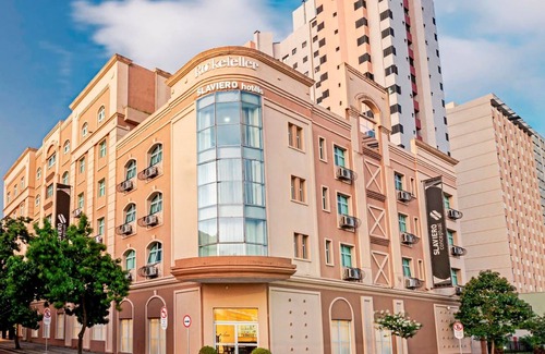 Reboucas Casa | Superior Prime Double ¼ UmQuarto 1- PR.