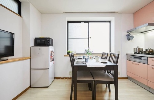Okubo Casa | Habitación grande con 4 habitaciones cerca de Shinjuku, estación Okubo.