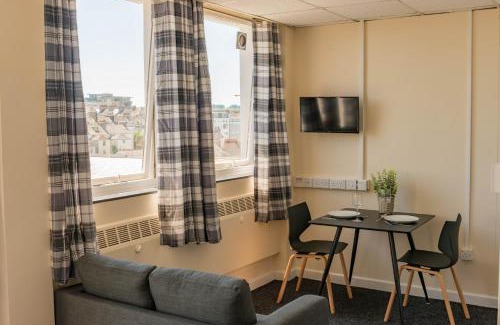 Barbican Apartamento | Superior Sea View Apartment 8