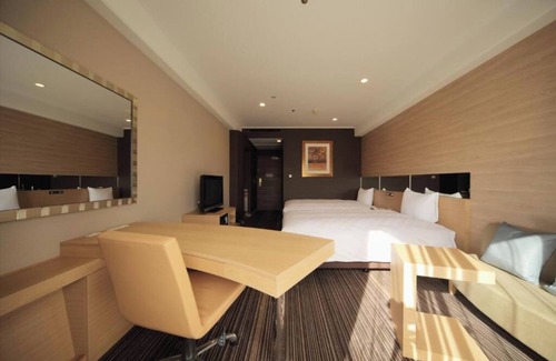 Takanawa Hotel | Superior Twin hotel with AC, WiFi, fitness room in superb Minato City