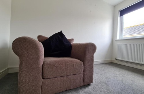 Camborne Casa | Superking Bedroom Close To The A30 Camborne