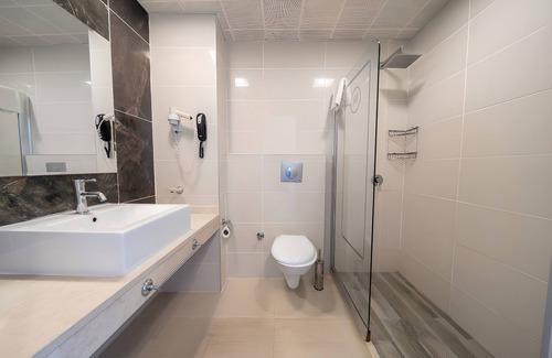 Icmeler City Center Hotel | Supreme Beach - Adults Only