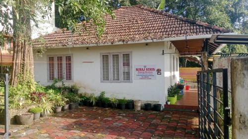 Kurumaseri Casa | Suraj Stays Glowing Meadows