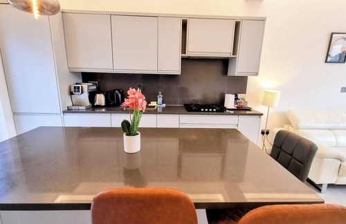 Berrylands Apartamento | Surbiton Luxury Garden House 19