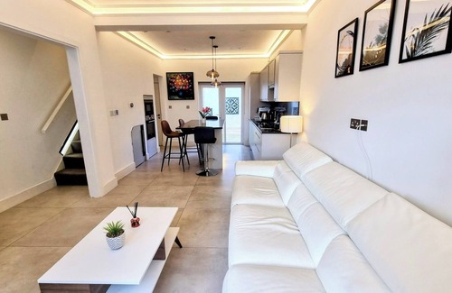 Berrylands Apartamento | Surbiton Luxury Garden House 19