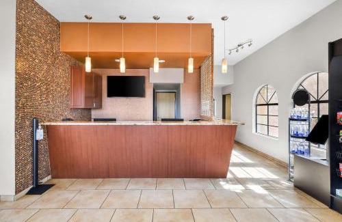 Twentynine Palms Hotel | Sure Stay Plus by Best Western Twentynine Palms Joshua Tree