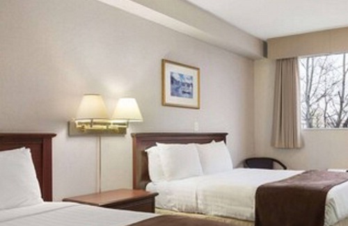 Brockville Hotel | Days Inn by Wyndham Brockville