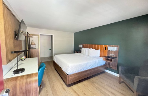 Morgan Hill Hotel | SureStay by Best Western Morgan Hill
