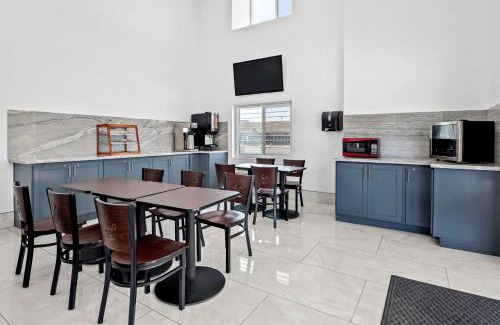 Buena Park Hotel | SureStay Hotel by Best Western Buena Park Anaheim