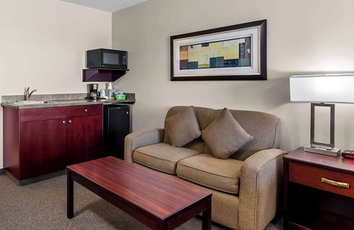 Bassano Hotel | SureStay Hotel by Best Western Bassano