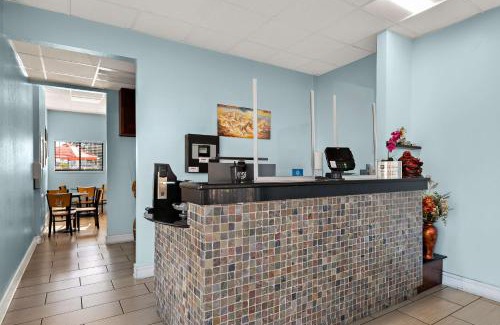 West Kissimmee Hotel | SureStay Hotel by Best Western Clermont Theme Park West