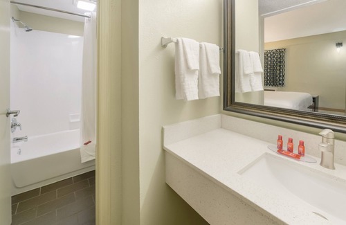 Columbus Hotel | SureStay Hotel by Best Western Columbus Downtown