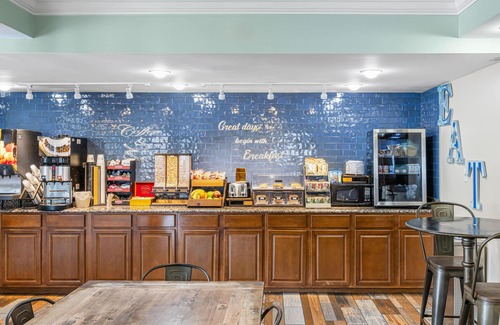 Helen Hotel | SureStay Hotel by Best Western Helen Downtown