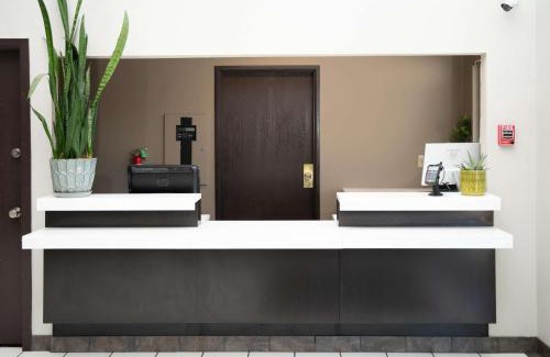 Montrose Hotel | SureStay Plus by Best Western Montrose