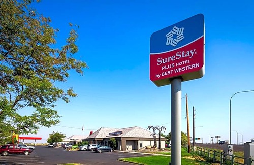 Moses Lake Hotel | SureStay Plus Hotel by Best Western Moses Lake