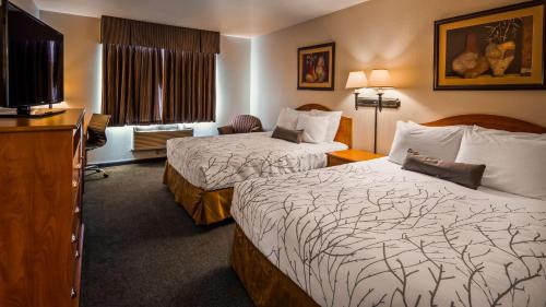Post Falls Hotel | SureStay Plus Hotel by Best Western Post Falls