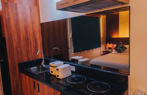 Malabanias Hotel | Surestay Studio By Best Western Clarkview, Angeles City