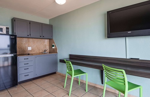 Northeast Virginia Beach Hotel | SureStay Studio by Best Western Virginia Beach Oceanfront