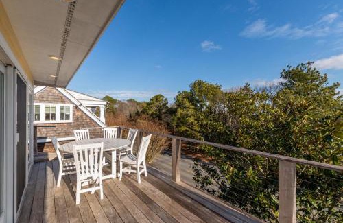The Pines Casa | Surf avenue 48