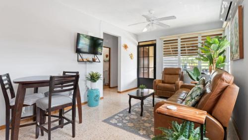 Ensenada Apartamento | Surf Beach Apt 201- One block from the beach