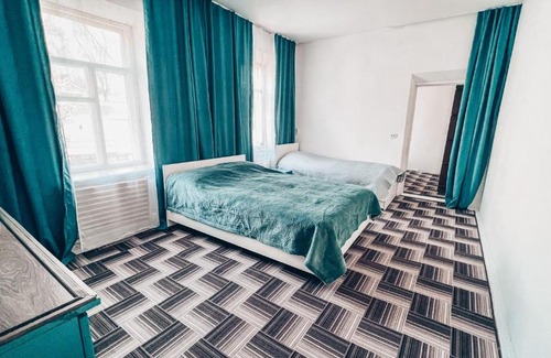Karakol Casa | Surf Dacha Guest House