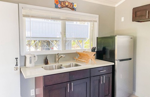 Keaau Casa | Surf Getaway, Queen Bed, Private Lanai
