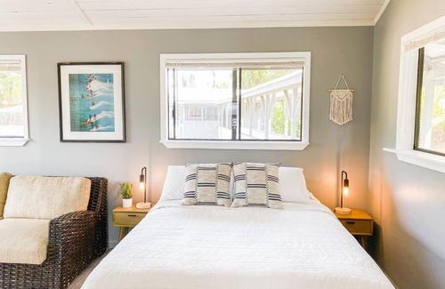 Keaau Apartamento | Surf Getaway, Queen Bed, Private Lanai