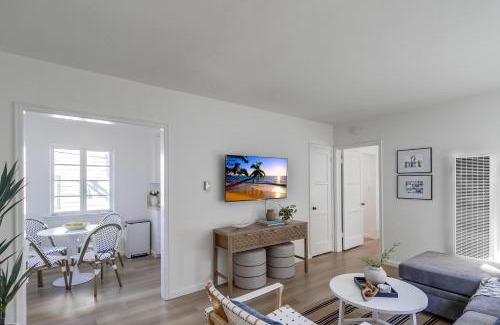 Beach Barber Tract Casa | Surf Shack 2