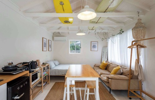 Wooloweyah Casa | Surf Shack Bungalow - Oceanstays