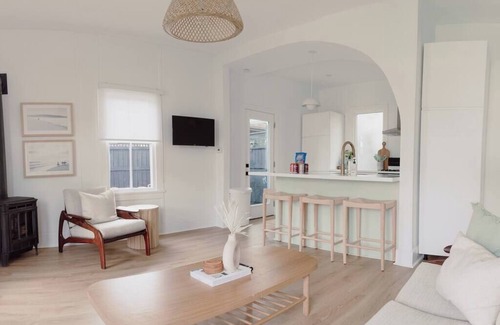 Port Dover Casa | Surf Vibes|California Cool design | Close to beach