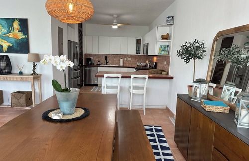Rincon Villa | Surfer's Tropical Paradise