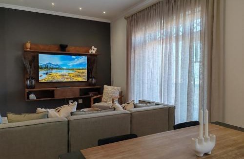 Muizenberg Apartamento | Surfers Corner Luxury Penthouse
