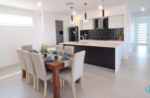 Catherine Hill Bay Casa | Surfers Paradise- Catherine Hill Bay