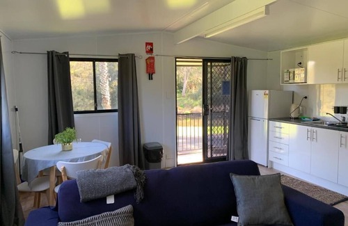 Barrack Point Otro | Surfrider Caravan Park
