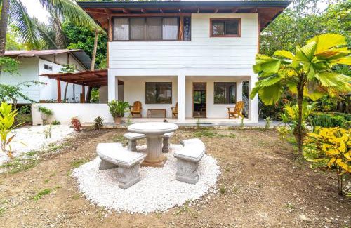 Mal Pais Casa | Surfside Apartments - Mal Pais