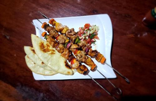 Jinja Hotel | Surjios Guest House