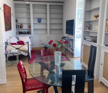 Beaulieu-sur-Mer Apartamento | Surplombant le port de Beaulieu sur mer