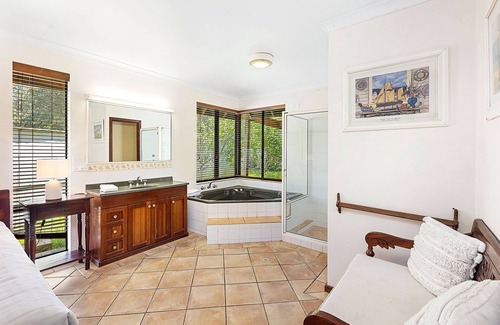 Eagle Bay Casa | Surrounded by the South West’s most popular beaches.