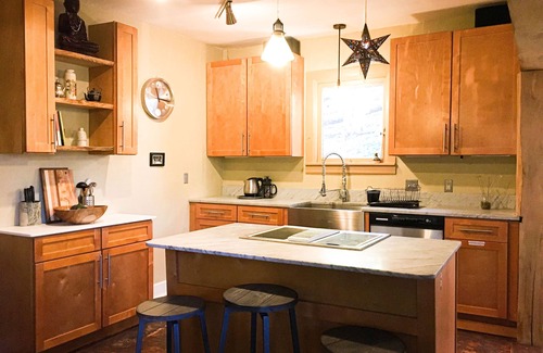 Ithaca Casa | Surrounded by Trees & Walking Distance to Cornell U, Ithaca College & Downtown