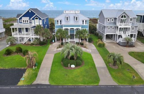 Caswell Beach Casa | Surviving Stress by Oak Island Accommodations