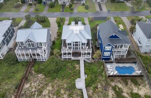 Caswell Beach Casa | Surviving Stress by Oak Island Accommodations
