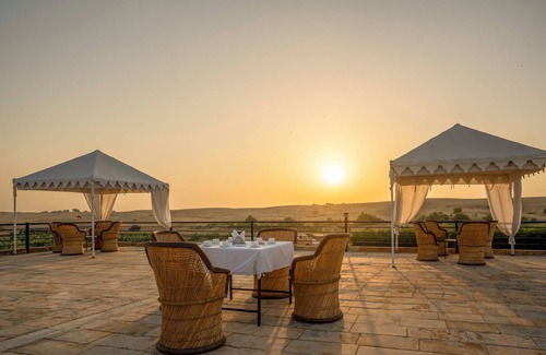 Jaisalmer Alquiler De RV | Surya-Ansh Desert Wellness Resort - Campsite