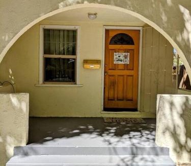 Susanville Casa | SUSANVILLE'S CUTEST COTTAGE 2 beds 1 bath sleeps 4