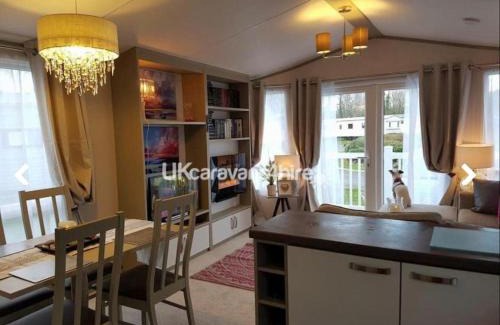 Rhyd-y-clafdy Apartamento | Susie's Beautiful Caravan near the sea