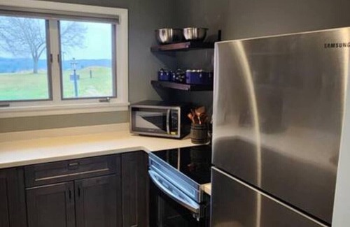 Waterbury Center Apartamento | Suss View Suites-Nicols Ledge.