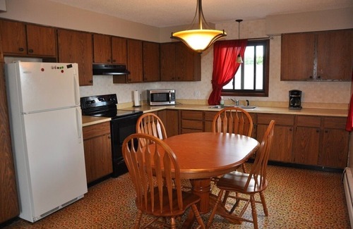 Suttons Bay Apartamento | Suttons Bay, frente a Marina Park / Beach / By bodegas, Cervecería / Beautiful Sunrise